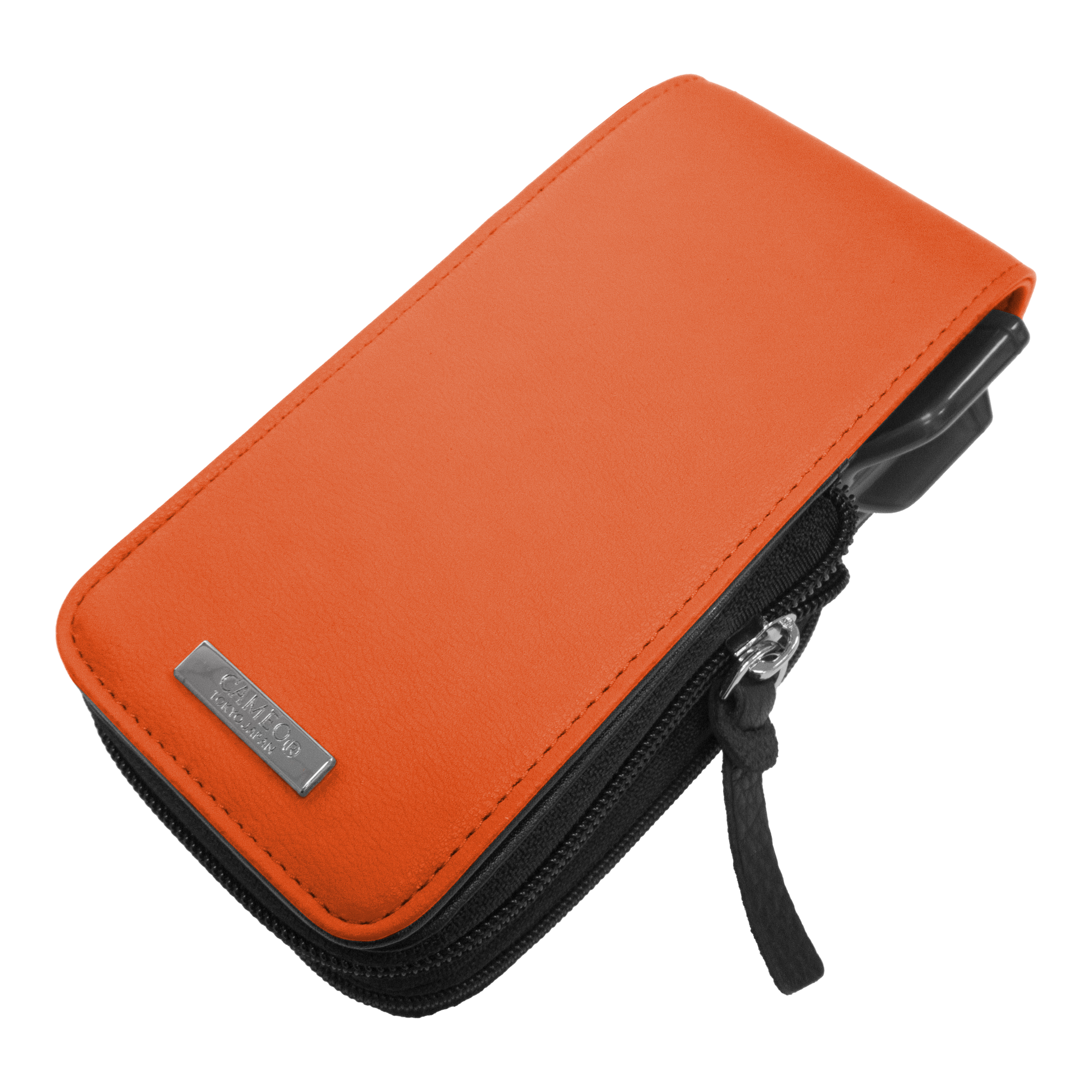Cameo Garment 2.5 Dart Case Das Bild zeigt ein orangefarbenes Etui mit Reißverschluss. Es ist vermutlich für das Aufbewahren von Darts oder Dartzubehör gedacht.
