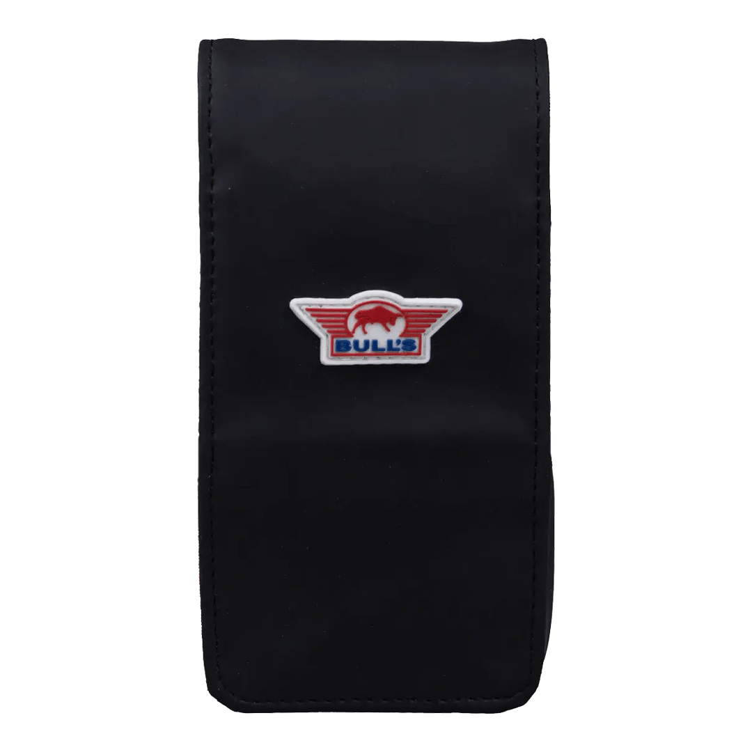 Bulls NL Spacecase Softcase Black-Red Das Bild zeigt das Bulls NL Spacecase Softcase in Schwarz-Rot. Das Softcase dient zur Aufbewahrung von Darts und Zubehör.