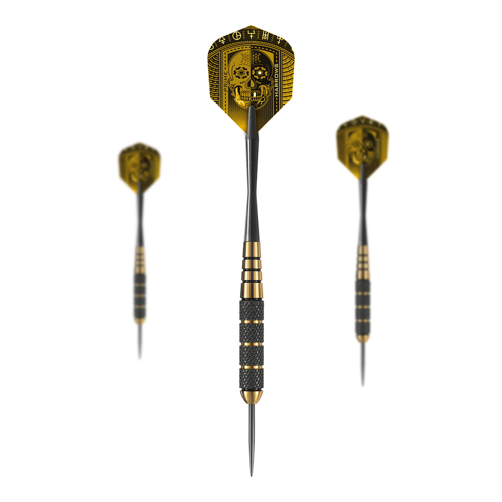 Harrows Voodoo Brass Steel Darts Das Bild zeigt drei Harrows Voodoo Brass Steeldarts mit auffälligen schwarzen und goldenen Details. Auf den Flights ist ein Totenkopf-Muster abgebildet.