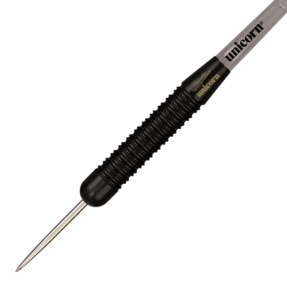 Das Bild zeigt den Unicorn Black Brass Gary Anderson V1 Steeldart. Der Dart hat eine schwarze, geriffelte Oberfläche und eine silberne Spitze.
