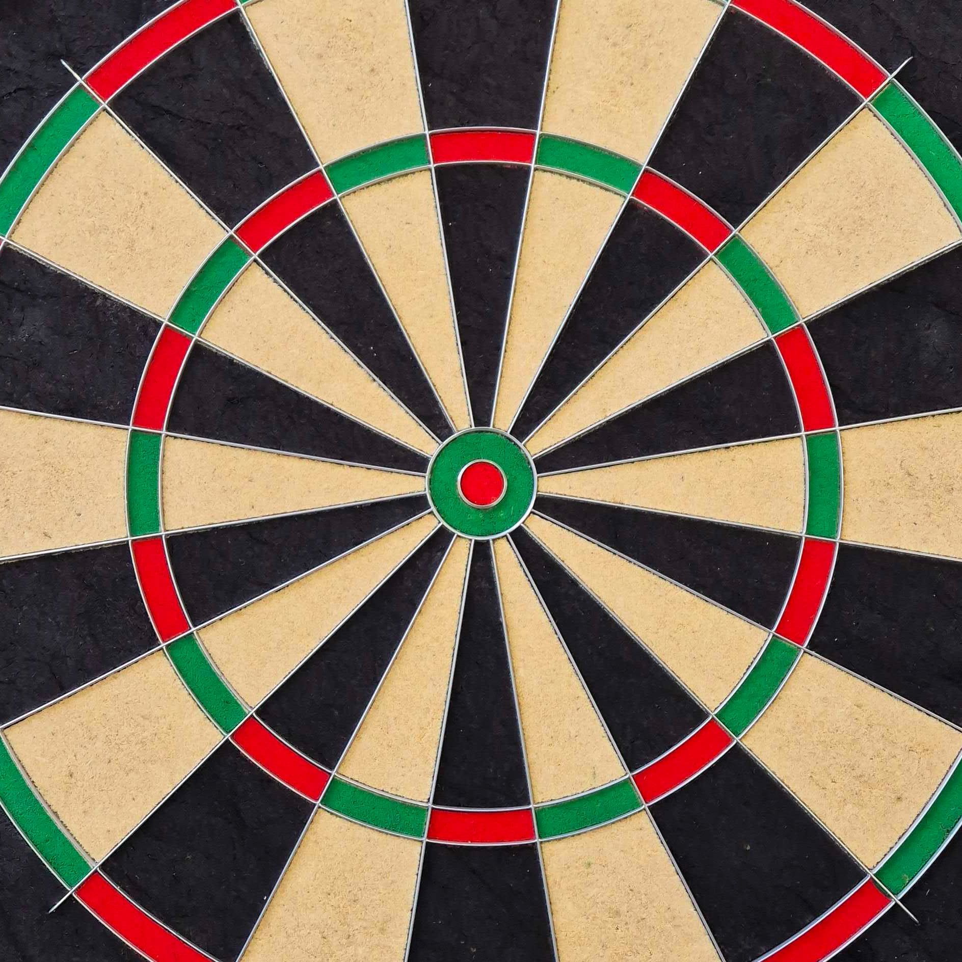 Unicorn Eclipse Smartboard steel dartboard Ein weiteres Bild des Unicorn Eclipse Smartboard Steeldartboards zeigt eine Nahaufnahme. Die Felder sind klar erkennbar.