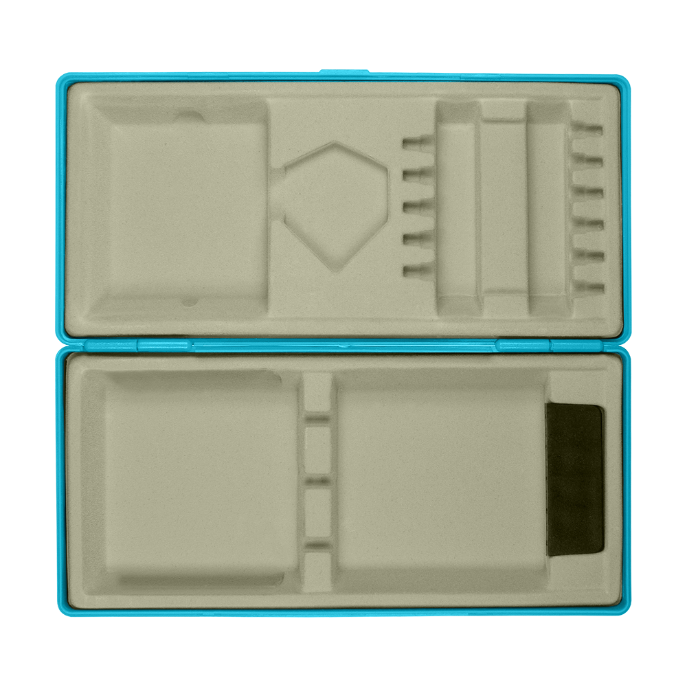 ABS box with custom print Die Abbildung zeigt eine aufgeklappte blaue Kunststoffbox mit Fächern und Einteilungen für verschiedene Gegenstände. Die Innenseite besteht aus einer beigen Einlage mit mehreren Aussparungen.