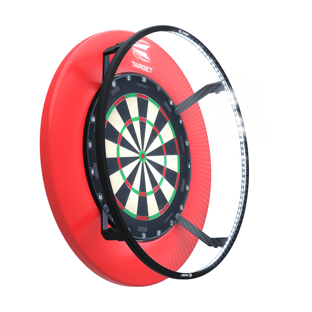 Target CORONA Vision LED Dartboard Lighting System Das Bild zeigt das Target CORONA Vision LED Dartboard-Beleuchtungssystem an einer Dartscheibe montiert. Ein LED-Ring sorgt für eine gleichmäßige Ausleuchtung der gesamten Spielfläche.