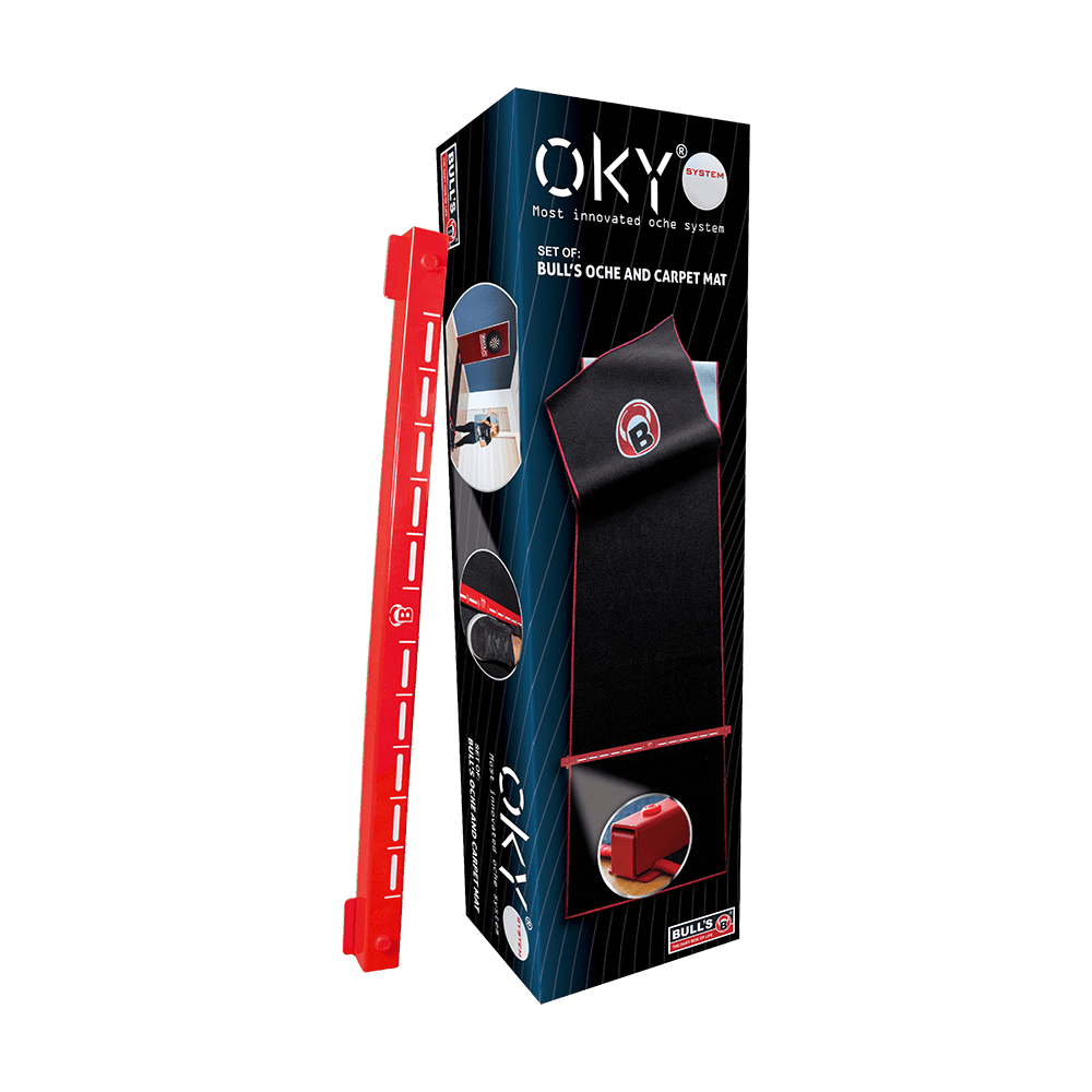Das Bild zeigt das Produkt "Bulls Oky System SET - Teppich mit Metall Oche". Auf der Verpackung sind ein schwarzer Teppich mit rotem Rand und ein rotes Metall-Oche abgebildet.