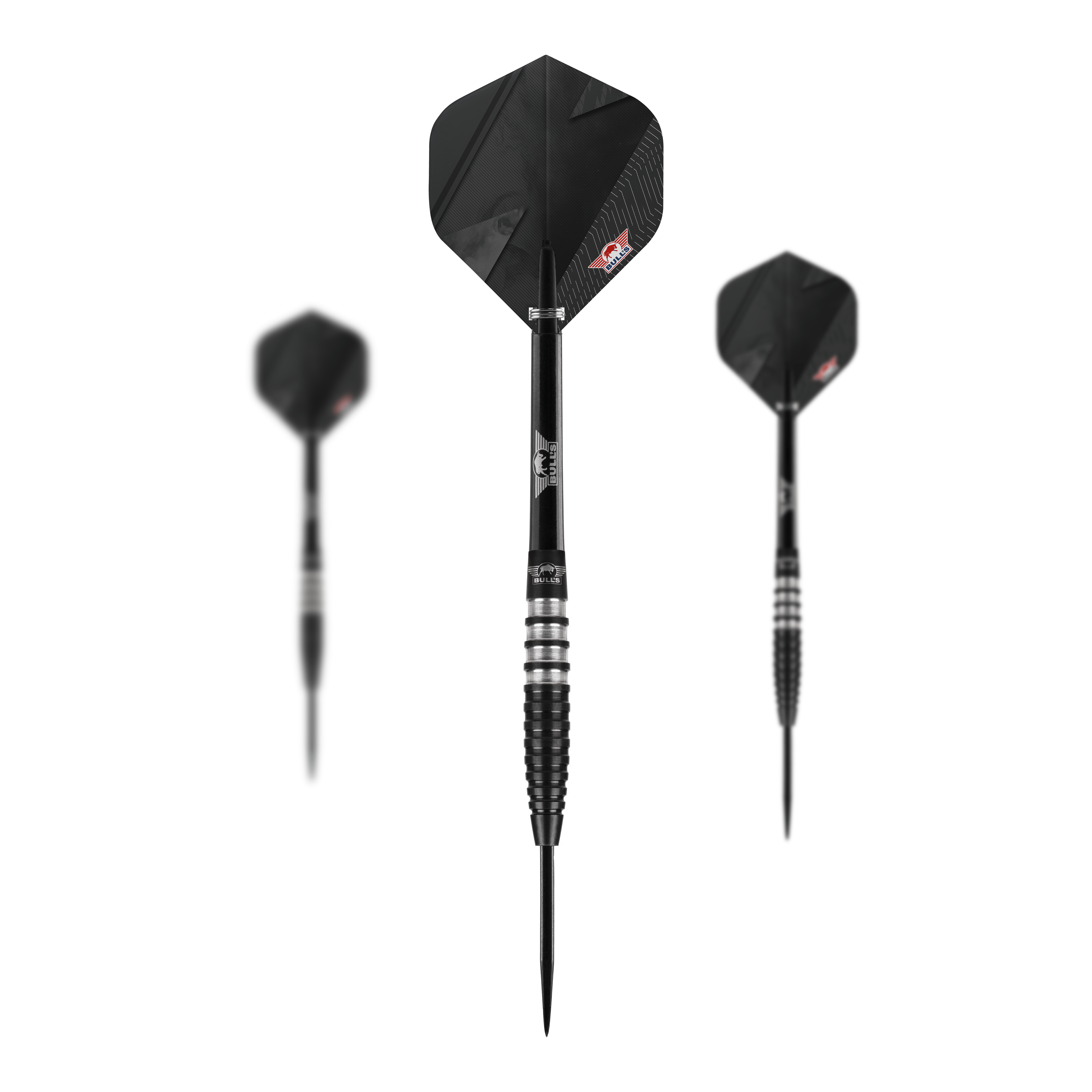 Bulls NL Lightning Black Steel Darts Das Bild zeigt drei schwarze Steeldarts des Modells "Bulls NL Lightning Black". Die Darts haben ein modernes, geriffeltes Design mit schwarzen Flights.