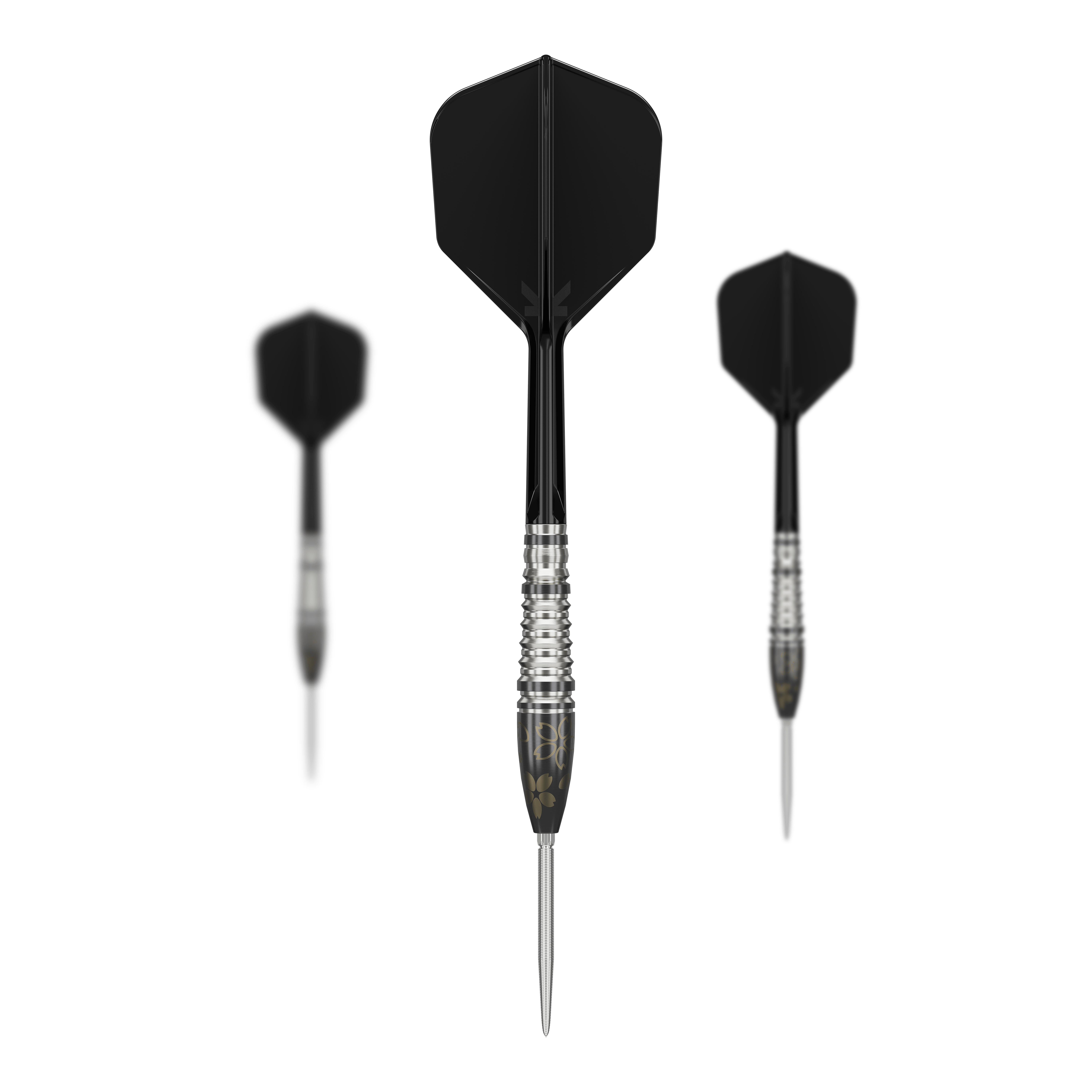 Target Japan Junya Koikawa Charm Smash GEN3 Swiss Point Steel Darts - 23g Das Bild zeigt drei Steeldarts mit silbernen Spitzen und schwarzen Flights. Es handelt sich um das Produkt "Target Japan Junya Koikawa Charm Smash GEN3 Swiss Point Steeldarts - 23g".