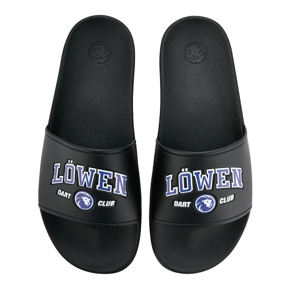 Löwen Collection DARTIletten Abgebildet sind Löwen Kollektion DARTIletten Schuhe. Diese Schuhe sind Teil einer limitierten Kollektion für Dartfans.