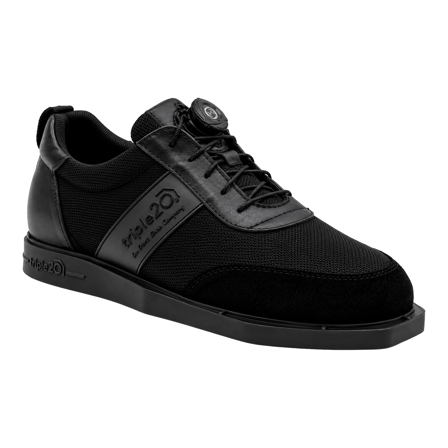 Triple20 Dart Shoes Textile with Twist Closure - Black Abgebildet sind die Triple20 Dartschuhe Textil mit Drehverschluss in Schwarz. Die Schuhe sind speziell für Darts-Spieler entworfen.