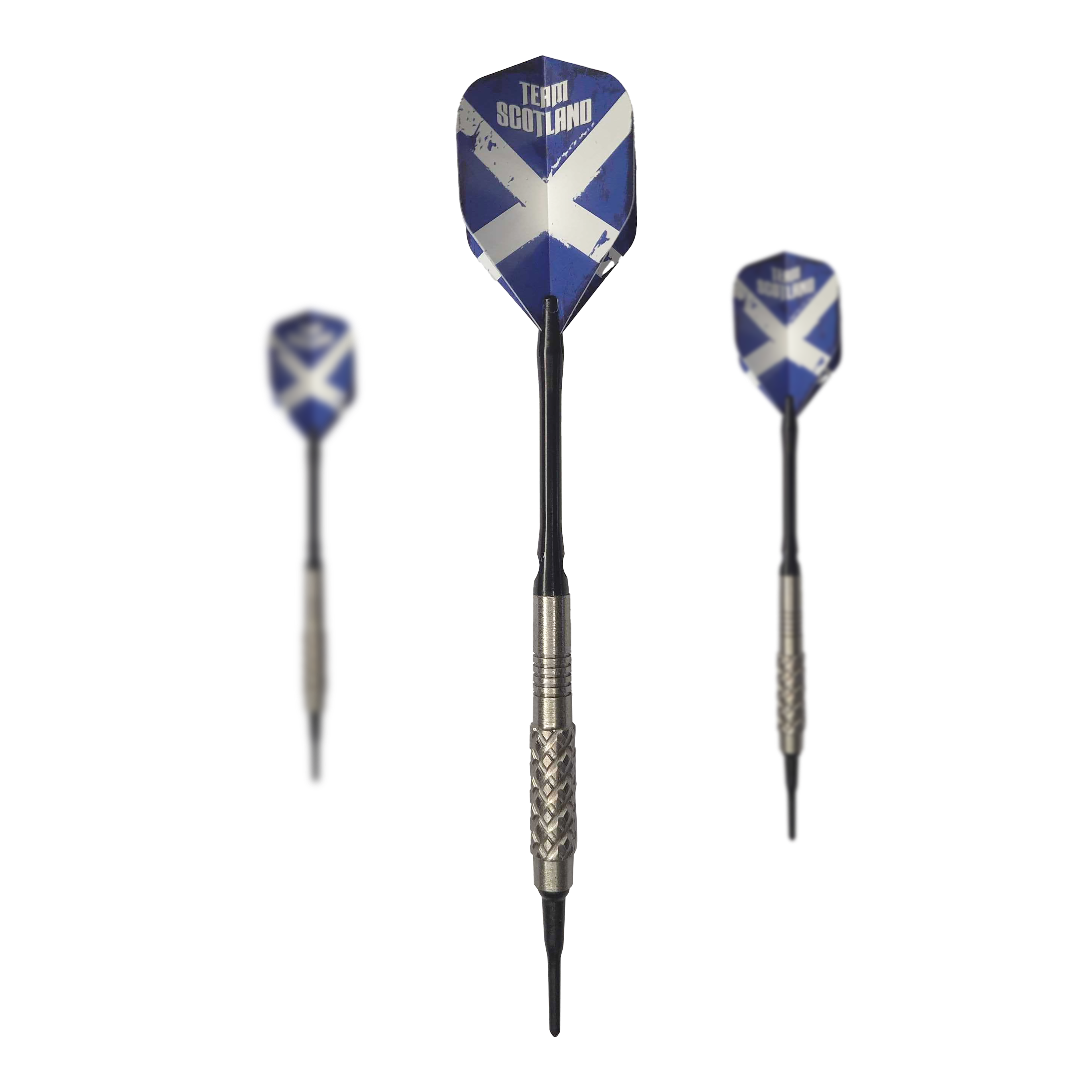 McDart 85 Tungsten V4 soft darts - 16g Das Bild zeigt drei Softdarts des Produkts "McDart 85er Tungsten V4" mit einem Gewicht von 16g. Die Flights sind blau mit einem weißen Kreuz und der Aufschrift "Team Scotland" gestaltet.