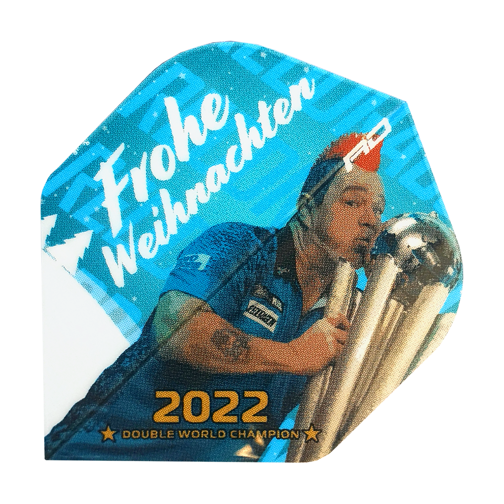 WF-6_Red_Dragon_Merry_Christmas_Flights_Snakebite_2022_1nUPh0sjpuoWUx Auf dem Bild ist ein Dart-Flight mit dem Aufdruck "Frohe Weihnachten" zu sehen. Es zeigt einen Dartspieler, der einen Pokal küsst, und darunter steht "2022 Double World Champion".