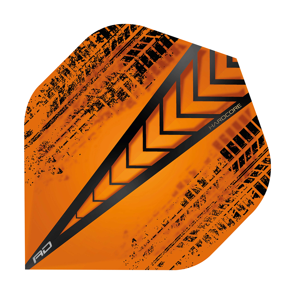 TF6333_Red_Dragon_Hardcore_Radical_Orange_Standard_Flights_13VKC7XEN0l9IN Das Bild zeigt ein Hardcore Radical Orange Standard Flight von Red Dragon. Es hat ein auffälliges orangefarbenes Design mit schwarzen Pfeil- und Musterakzenten.