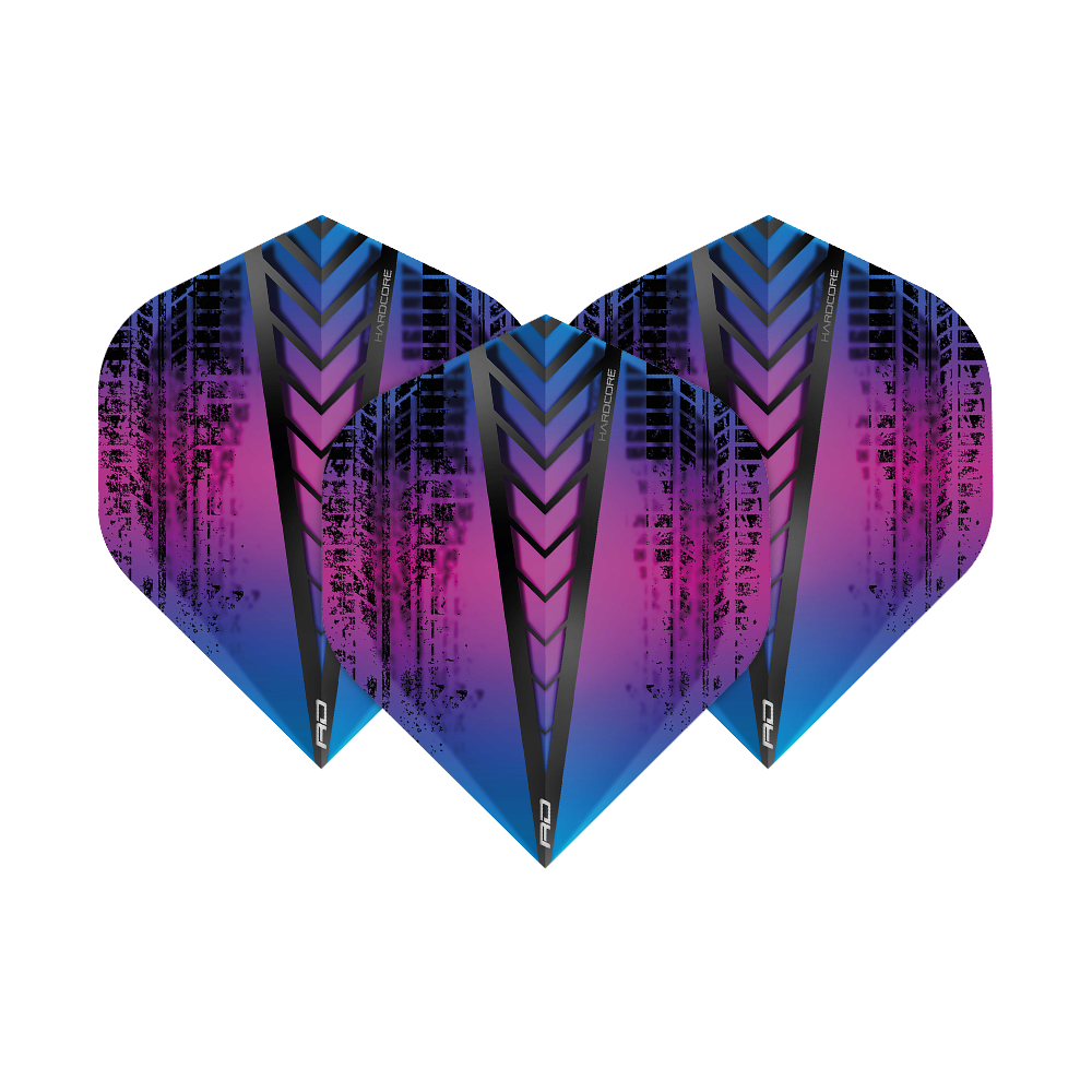 TF6334_Red_Dragon_Hardcore_Standard_Flights_6334_1CeNoQagu39Mm9 Das Bild zeigt drei Dartflights des Produkts "Red Dragon Hardcore Standard Flights 6334". Die Flights haben ein auffälliges Design in Blau, Lila und Schwarz mit grafischen Mustern.