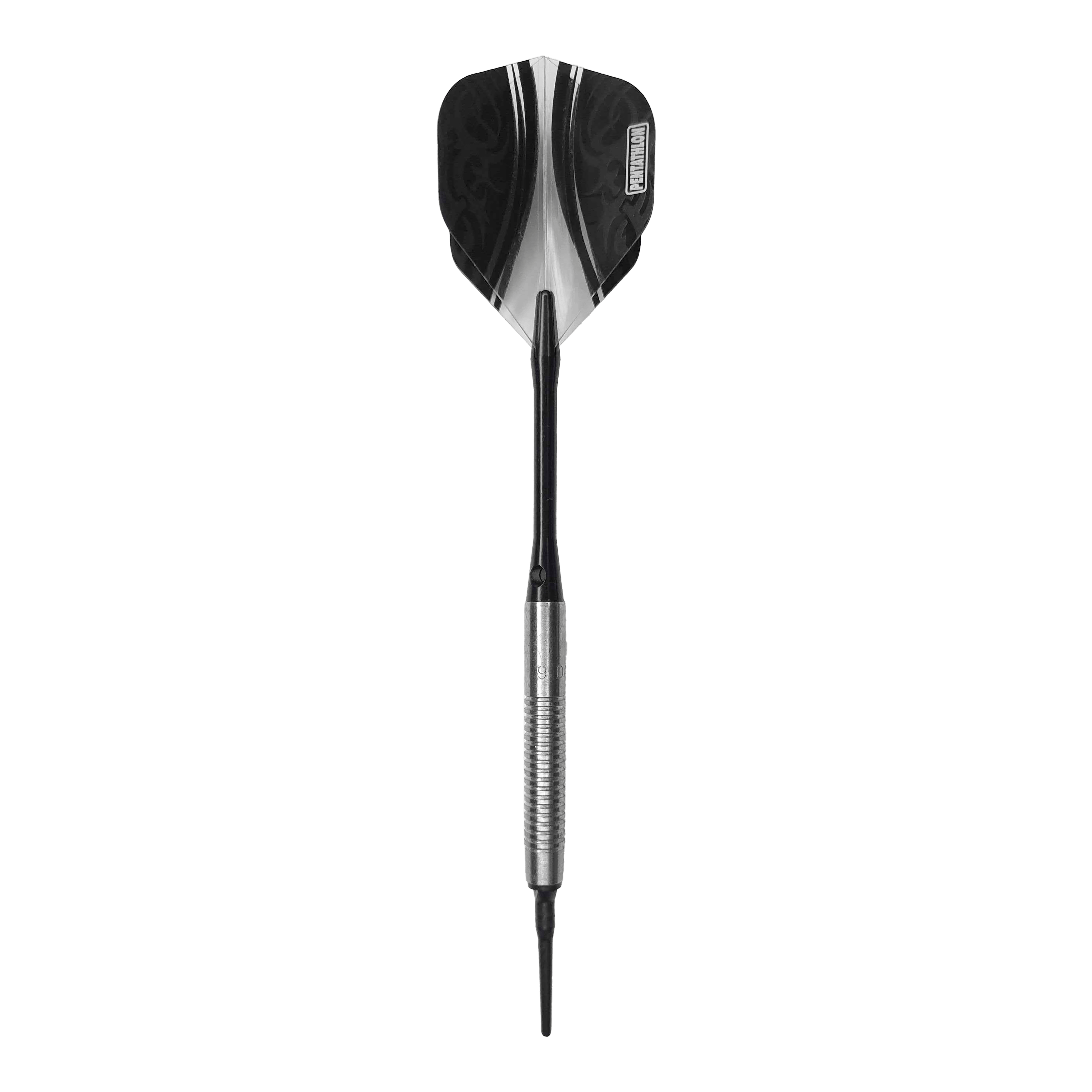 McDart 85 Tungsten V21 soft darts - 18.5g Das Bild zeigt einen McDart 85er Tungsten V21 Softdart mit einem Gewicht von 18,5g. Der Dart hat eine silberne, gerillte Barrel und schwarze Flights.