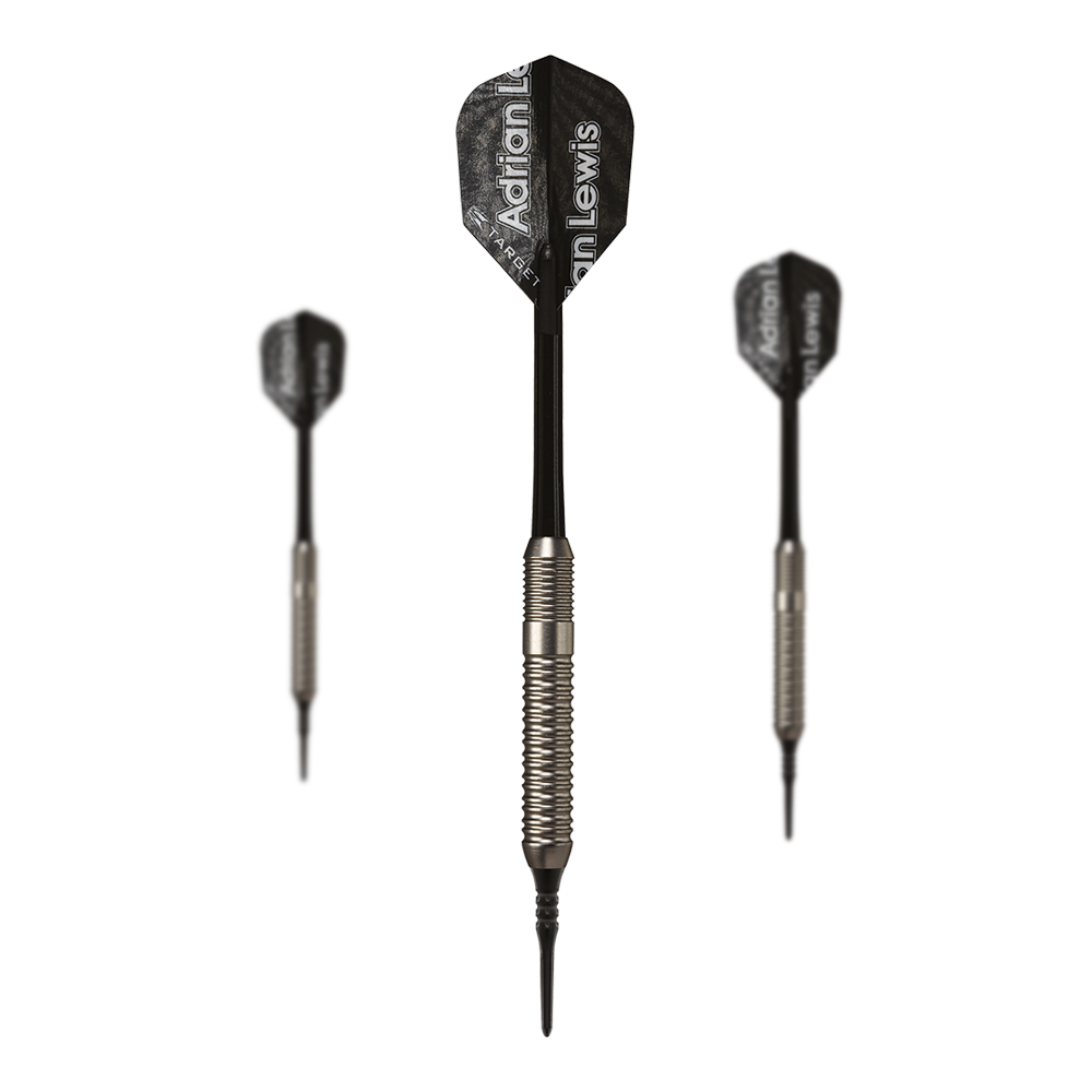 Target Adrian Lewis Silver Jackpot Softdarts - 18g Das Bild zeigt drei Softdarts des Modells "Target Adrian Lewis Silver Jackpot" mit einem Gewicht von 18g. Die Darts haben schwarze Flights und silberne, geriffelte Barrels.