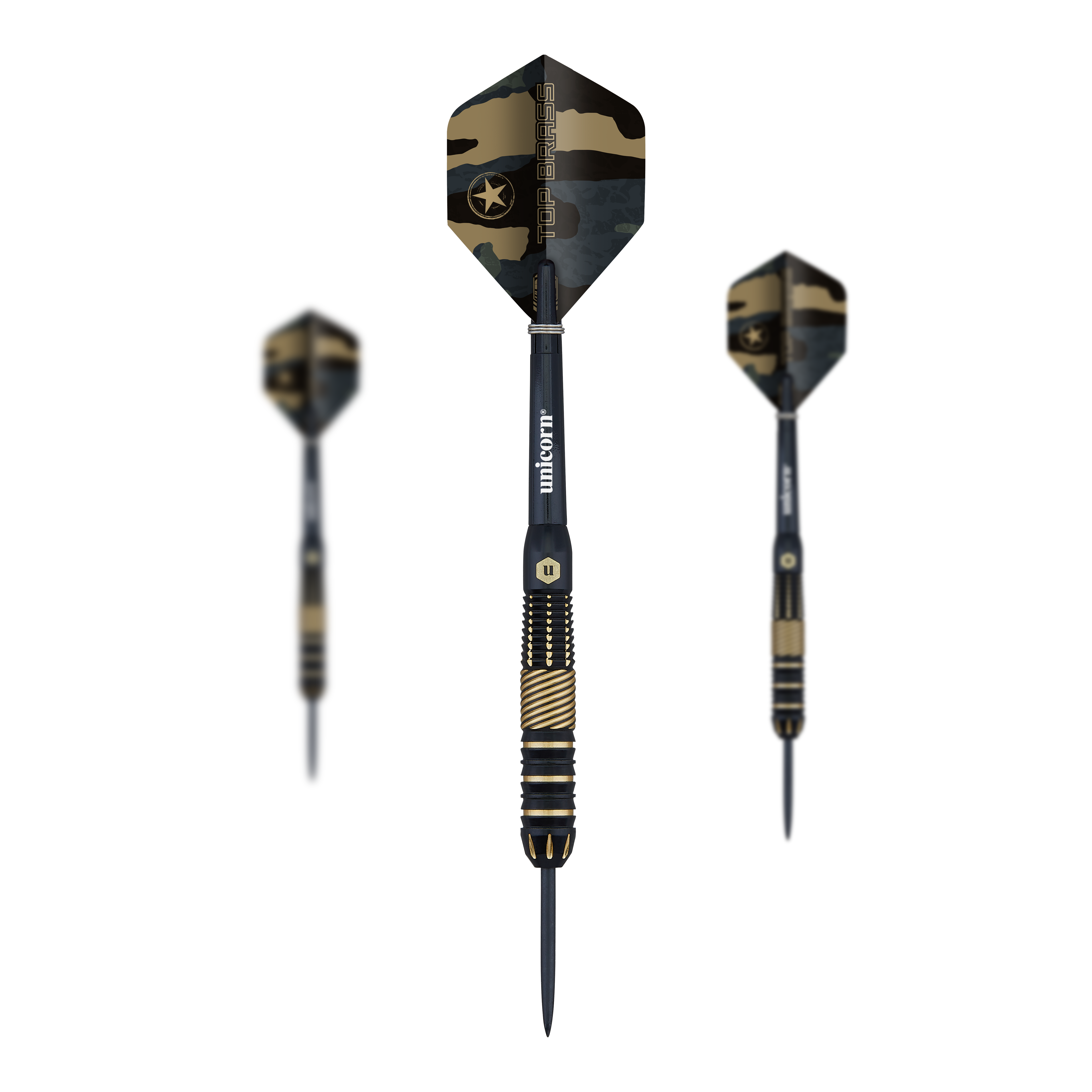 Unicorn Top Brass V2 Steeldarts - 19g Das Bild zeigt drei Steeldarts des Modells 'Unicorn Top Brass V2 - 19g' mit schwarzem und goldenem Design. Die Flights haben ein Camouflage-Muster mit einem Stern und dem Schriftzug "Top Brass".