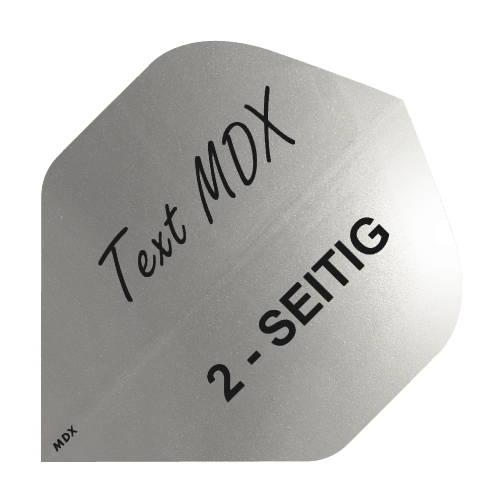 10 sets of printed metallic flights, double-sided - custom text - MDX standard Das Bild zeigt ein silbernes Dart-Flight mit schwarzem Aufdruck. Darauf steht "Text MDX" und "2-SEITIG".