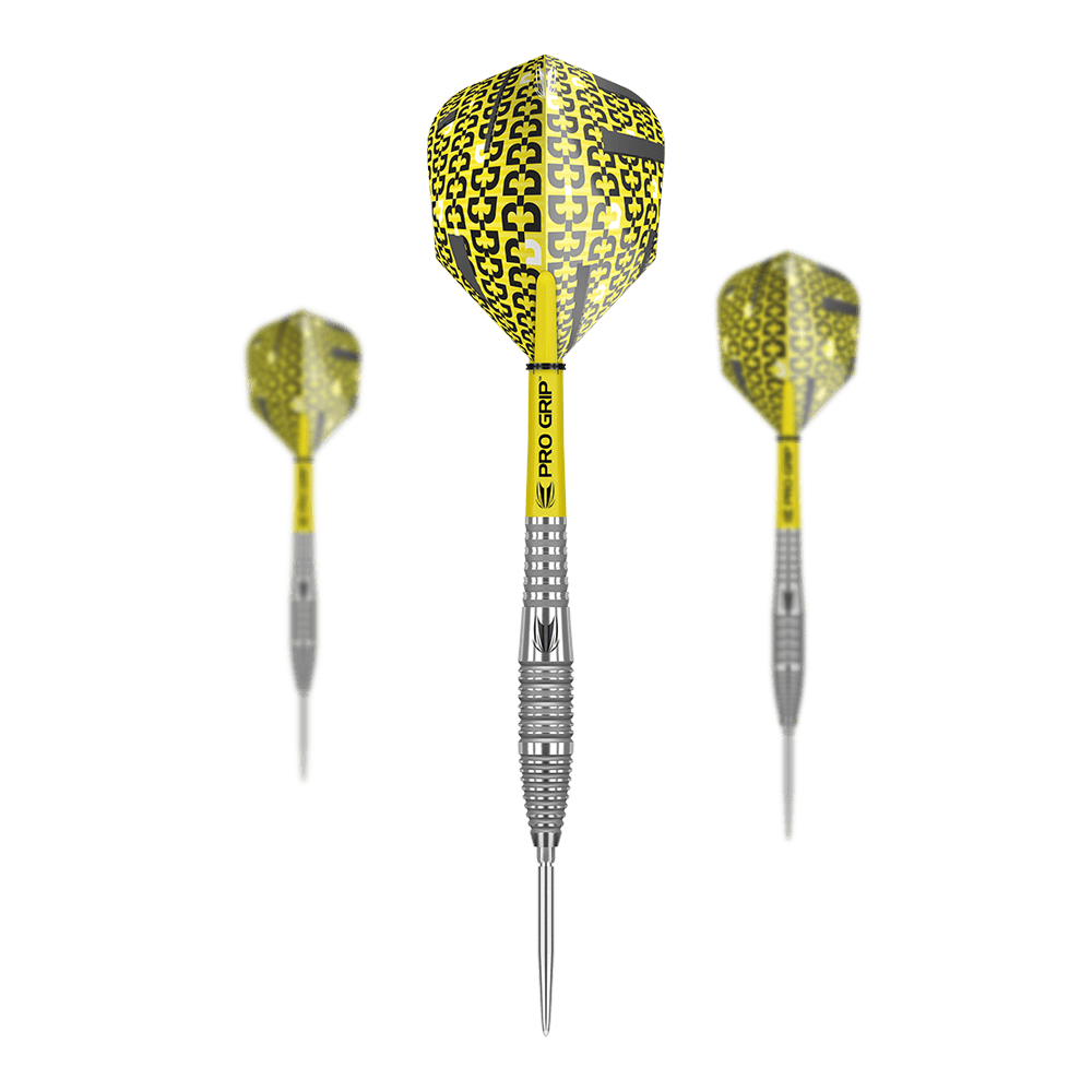 Das Bild zeigt drei Target Bolide 05 Swiss Point Steeldarts mit gelben Flights und silbernen Spitzen. Die Darts haben auffällige Pro Grip Schäfte und ein modernes Design.