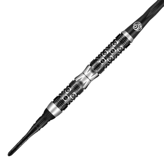 Shot Viking Wolf soft darts - 20g Auf dem Bild ist der "Shot Viking Wolf Softdart - 20g" zu sehen. Der Dartpfeil hat ein markantes, silber-schwarzes Design mit auffälligen Griffmulden und einer robusten Spitze.