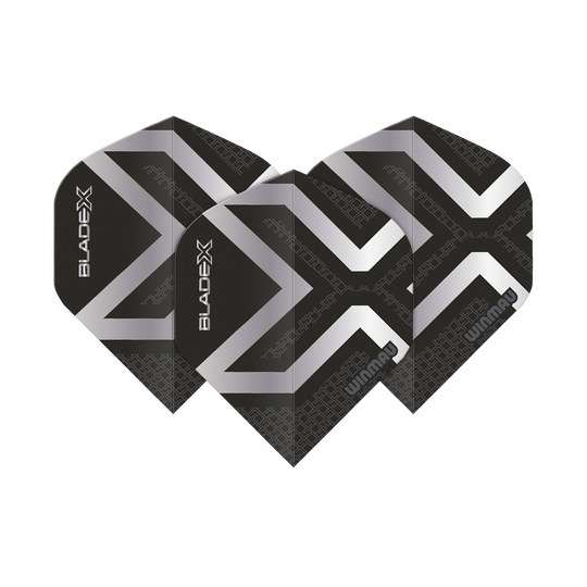 Winmau Prism Delta Blade X Metallic Silver No2 Standard Flights Hier sind die Winmau Prism Delta Blade X Metallic Silver No2 Standard Flights abgebildet. Es handelt sich um silberne Dartflights für präzises Darten.