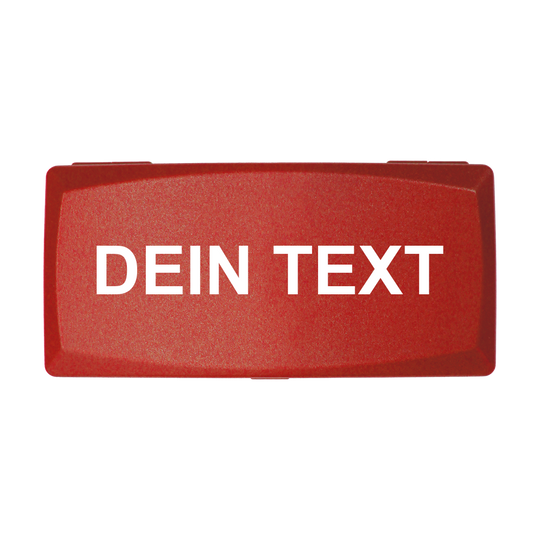 Das Bild zeigt eine rote rechteckige Box mit weißem Text darauf. Auf der Box steht in Großbuchstaben "DEIN TEXT".