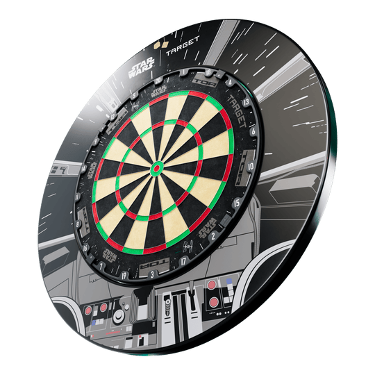 Target Star Wars Millennium Falcon TOR Dartboard Surround Bundle Abgebildet ist das Target Star Wars Millennium Falcon Surround Board Bundle. Dieses Bundle bietet Zubehör für Dartboards im Star Wars Design.