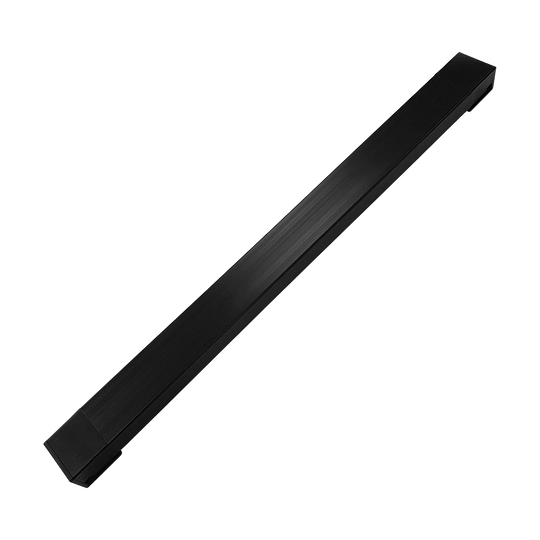 McDart Oche für Dartteppiche Das Bild zeigt das Produkt "McDart Oche für Dartteppiche". Es handelt sich um eine schwarze, rechteckige Wurflinie für Darts, die auf den Teppich gelegt wird.