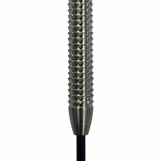 mcggst1 Dies ist ein Giga Grip Steel Barrels 1 Dartpfeil. Er hat einen geriffelten Stahlkörper und eine schwarze Spitze.