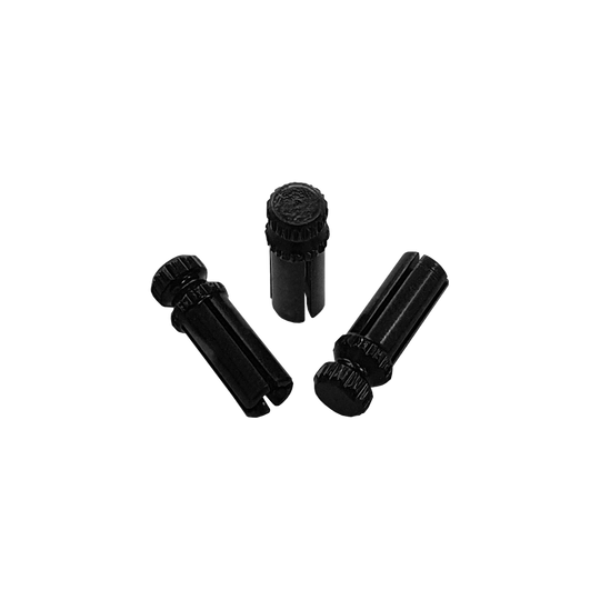 607_Alu_Flightschoner_Schwarz_1 Das Bild zeigt drei schwarze Alu Flightschoner. Sie dienen dem Schutz von Dartflights und erhöhen deren Haltbarkeit.