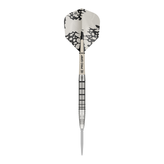 Target EXO SP02 Swiss Point steel darts Das Bild zeigt einen Target EXO SP02 Swiss Point Steeldart. Der Dartpfeil hat ein silbernes Griffstück mit schwarzen Rillen und eine schwarz-weiße Flight.
