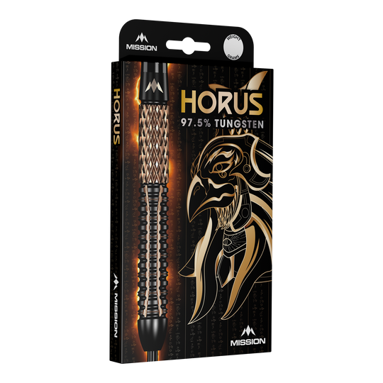 Mission Horus Steeldarts Die Verpackung zeigt die Mission Horus Steeldarts mit einem stilisierten Horus-Kopf im Hintergrund. Auf der Packung steht, dass die Darts aus 97,5 % Tungsten bestehen.