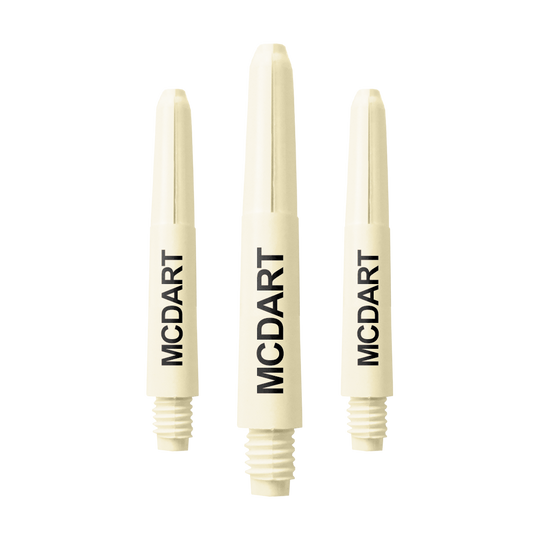 Das Bild zeigt drei naturweiße Nylon-Schäfte für Darts. Auf jedem Schaft steht der Schriftzug "MCDART" in schwarzer Schrift.