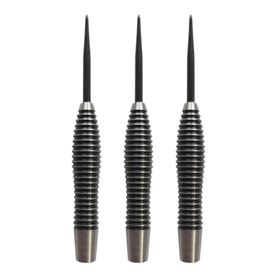 Auf dem Bild sind die McDart Black Ring Torpedo Steeldart-Barrels - 24g dargestellt. Es wird ein Set von Dart-Barrels im Torpedo-Design mit schwarzen Ringen gezeigt.