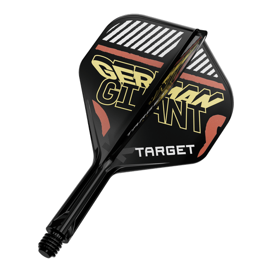 Target K-Flex Gabriel Clemens No2 Standard Flight Shaft System Das Bild zeigt eine schwarze Dartflügel- und Schaftkombination mit der Aufschrift "GERMAN GIANT" und "TARGET". Die Farben sind hauptsächlich Schwarz, Gelb und Rot.