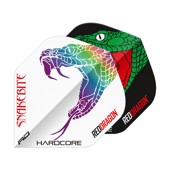 Red Dragon Peter Wright Snakebite Black White Yin Yang Standard Flights Das Bild zeigt zwei Dart-Flights mit auffälligen Schlangenmuster-Designs in Schwarz und Weiß. Auf beiden Flights stehen die Wörter "Snakebite" und "Red Dragon".