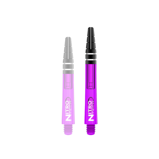 C612_Red_Dragon_Nitrotech_Shafts_Purple_42mm_1p80hOkxTu3NVx Das Bild zeigt zwei RedDragon Nitrotech Shafts in der Farbe Lila. Sie haben einen schwarzen oberen Teil und ein durchsichtiges, lilafarbenes Unterteil mit weißem Aufdruck.