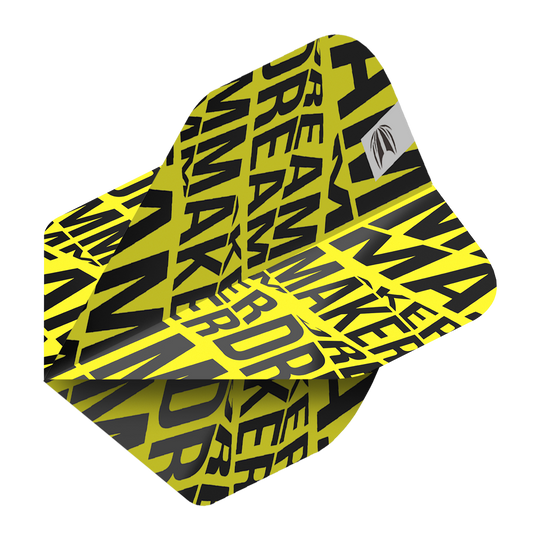 TG81_336570_Target_Pro_Ultra_Dimitri_Van_Den_Bergh_Yellow_No2_Standard_Flights_2 Das Bild zeigt ein gelbes Dartflight mit schwarzen, groß gedruckten Buchstaben. Auf dem Flight steht mehrfach das Wort "DREAMMAKER".