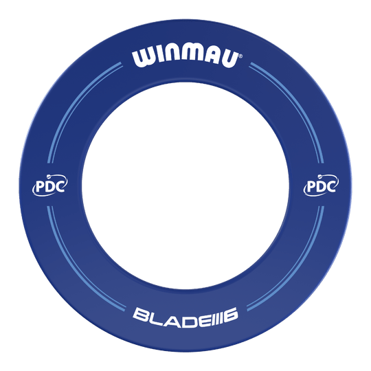 Winmau PDC Dartboard Surround - Blue Das Bild zeigt einen blauen Dartboard-Surround der Marke Winmau mit PDC-Logo. Auf dem Ring stehen die Worte "WINMAU" und "BLADE 6".
