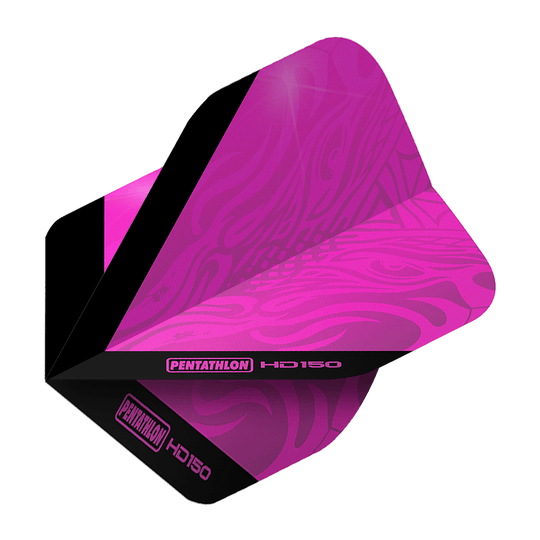 Das Bild zeigt das Produkt "Pentathlon HD150 Metallic Pink Standard Flights". Es handelt sich um ein Dart-Flight in metallischem Pink mit schwarzen Akzenten und Markenaufdruck.