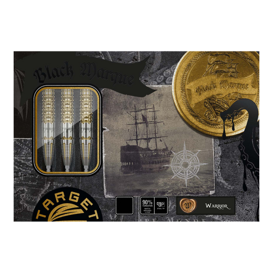 Target Black Marque Warrior Swiss Point Steel Darts Das Bild zeigt die Verpackung der "Target Black Marque Warrior Swiss Point Steeldarts". Auf der Verpackung sind außerdem ein altes Segelschiff, eine goldene Münze und drei Darts abgebildet.