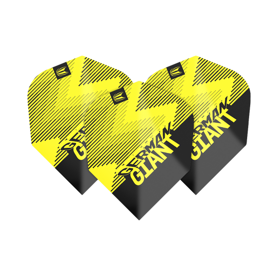 Das Bild zeigt drei gelbe Dartflights mit schwarzem Muster und der Aufschrift "GERMAN GIANT". Es handelt sich um das Produkt "Target ProUltra Gabriel Clemens Brass No6 Yellow Flights".