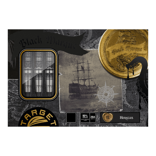 Das Bild zeigt die Verpackung der Target Japan Black Marque Heracles Softdarts - 18g. Auf der Verpackung sind drei Darts, ein altes Schiff, eine goldene Münze und maritime Motive abgebildet.