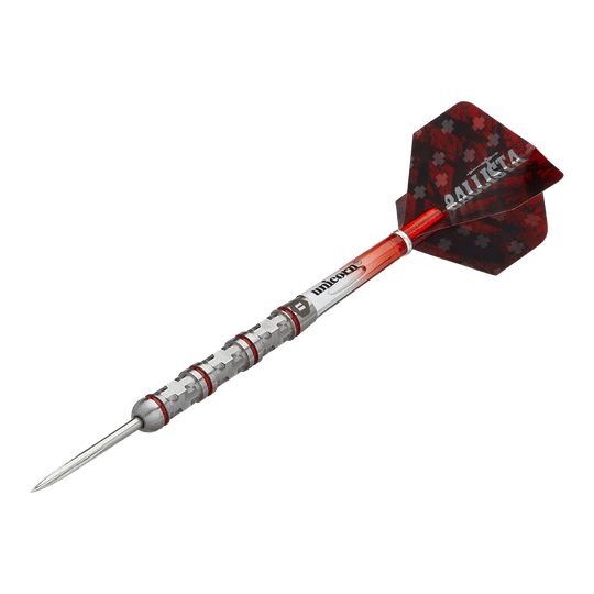 Unicorn Ballista Style 4 steel darts Das Bild zeigt einen Unicorn Ballista Style 4 Steeldart. Der Dartpfeil hat eine rot-silberne Farbgebung und ein markantes Flight-Design.