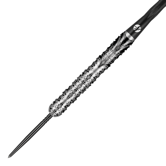 Das Bild zeigt Shot Warrior Taiaha TurboPoints Steeldarts mit besonderem Muster. Die Darts sind als Gruppe abgebildet.