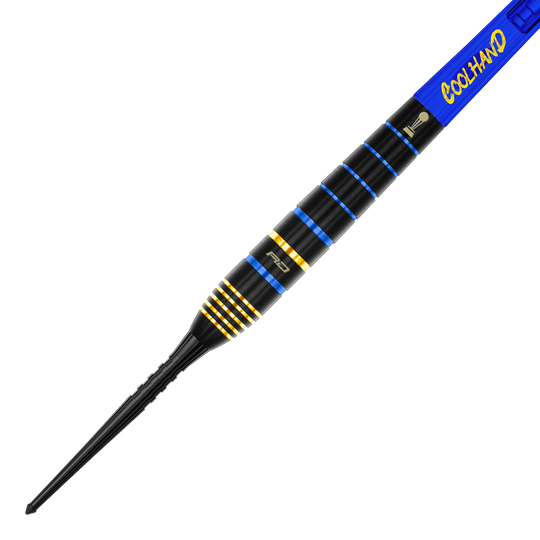 Red Dragon Luke Humphries TX4 Avenger steel darts Das Bild zeigt einen Red Dragon Luke Humphries TX4 Avenger Steeldart. Der Dart ist schwarz mit blauen und goldenen Ringen sowie einem blauen Schaft mit der Aufschrift "COOLHAND".