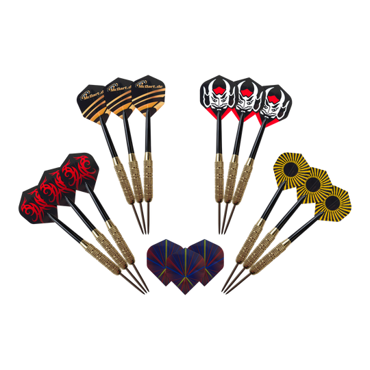Abgebildet ist das Winmau Blade 6 Bundle mit 12 McDart Steeldarts und Catchring. Das Bild zeigt vermutlich das komplette Darts-Set.