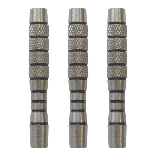 McDart Knurled Teardrop Softdart Barrels - 18g als Set werden gezeigt. Das Set enthält mehrere Softdart Barrels mit Teardrop-Form und 18 Gramm Gewicht.
