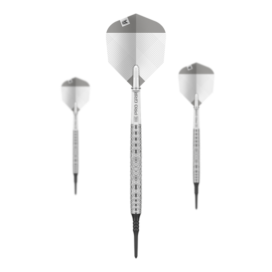 Target Nastri 10 Softdarts Das Bild zeigt drei silberne Softdarts der Marke "Target Nastri 10". Die Darts haben schwarze Spitzen und einen verzierten Schaft.