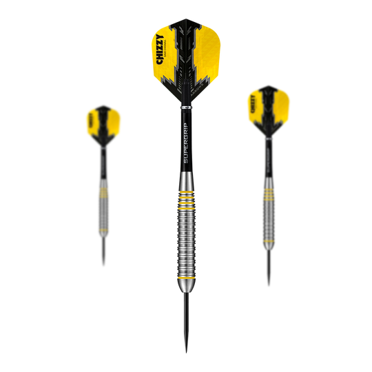 Harrow's Dave Chisnall Chizzy Brass Steel Darts Das Bild zeigt drei Steeldarts der Marke "Harrows Dave Chisnall Chizzy Brass". Die Pfeile haben gelb-schwarze Flights und silberne Griffe mit gelben Akzenten.