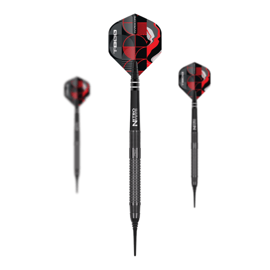 Red Dragon T-800 soft darts - 20g Das Bild zeigt drei Softdarts des Modells „Red Dragon T-800“ mit einem Gewicht von 20g. Die Flights sind schwarz-rot gemustert und auf dem Schaft steht „Nitro“.