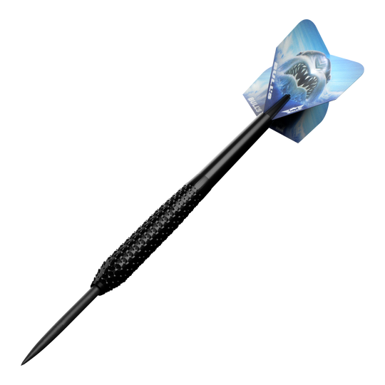 Bulls NL Shark Pro Black Steel Darts Der Bulls NL Shark Pro Black Steeldart ist ein schwarzer Steeldartpfeil mit einer strukturierten Griffzone. Auf dem Flight ist ein bedrohlicher Hai abgebildet.